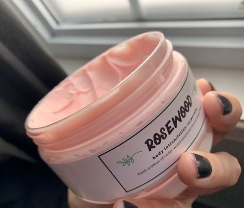 Customer photo review of Rosewood Body Lotion