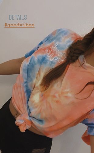 Customer photo review of Soft Oversized 'Good Vibes' T-Shirt - Tie Dye