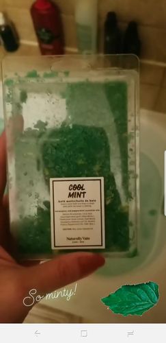 Customer photo review of Cool Mint Bath Melts