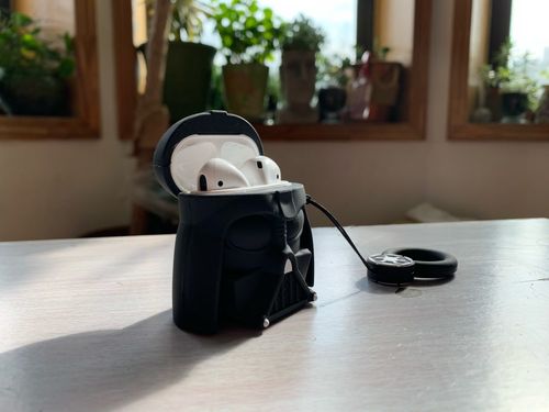 Customer photo review of HipCity Starwars Airpod Case