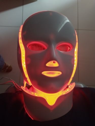 Customer photo review of EverBelle LED Therapy Skin Rejuvenation Mask (7 in 1) Neck & Facial Set