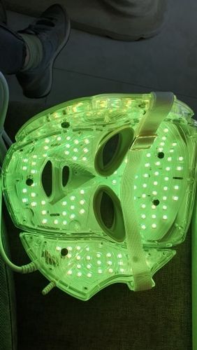 Customer photo review of EverBelle LED Therapy Skin Rejuvenation Mask (7 in 1) Neck & Facial Set