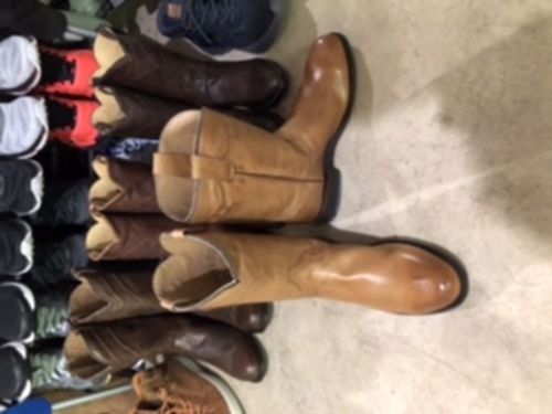 Customer photo review of Men's Honey Roper Boots