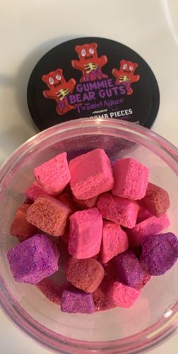 Customer photo review of Gummie Bear Guts Bath Bomb Pieces