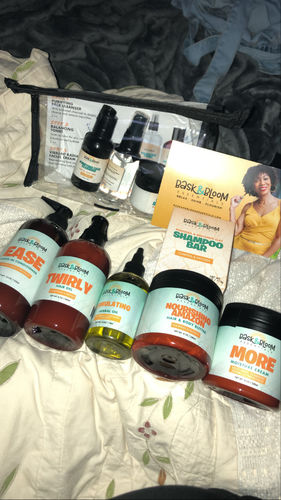 Customer photo review of Wash 'N Go Hair Bundle