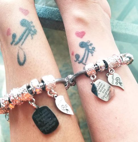 Customer photo review of Mother Daughter Eternal Love Bracelets
