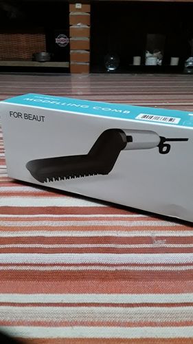 Customer photo review of Beard Straightener (Heated Combing Brush)