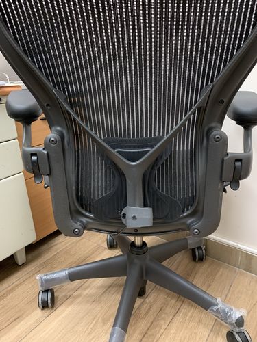 Customer photo review of Classic Aeron Chair | Black | Size B (Renewed)