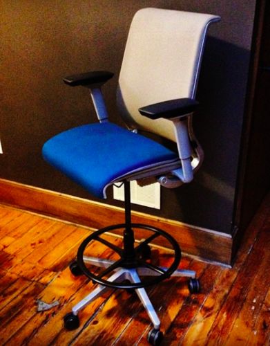 Customer photo review of Steelcase Think (Renewed)