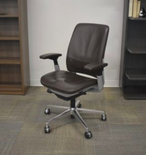 Customer photo review of Amia Chair by Steelcase-Blue (Renewed)