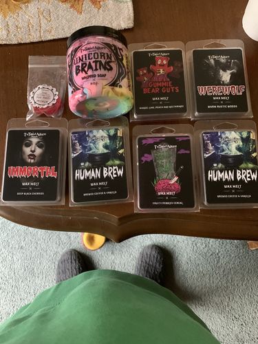 Customer photo review of Brain Dead Wax Clam Shell
