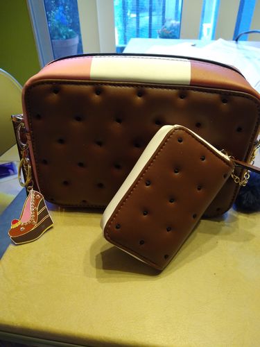 Customer photo review of Ice Cream Sandwich Card Holder