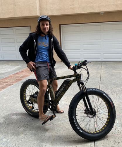 Customer photo review of VTUVIA SN100 750W 26'' Fat Tire 48V 13AH Electric Mountain Bike