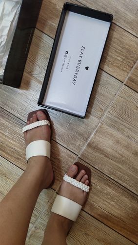Customer photo review of B1G1 Sarah White