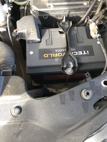 Customer photo review of Lithium Car Battery 12V Stop Start 1420amp 60Ah