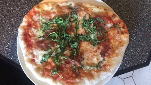 Customer photo review of Pizza Box Kit (2 Pizzas)