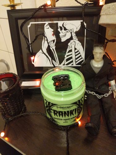 Customer photo review of Frankie Whipped Sugar Scrub
