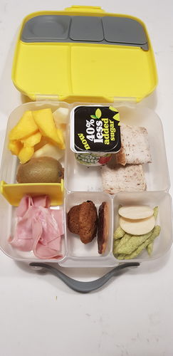 Customer photo review of b.box Kid's Lunchbox - Lemon Sherbet