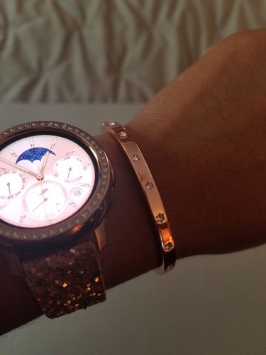 Customer photo review of Star Rhinestone Bracelet