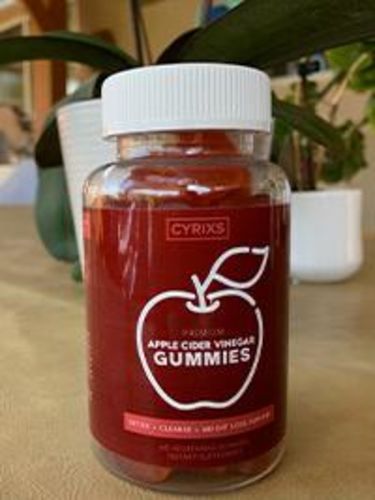 Customer photo review of 1 Bottle of Apple Cider Vinegar Gummies