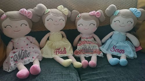 Customer photo review of Personalized Leyadoll (Yellow) with Gift Bag