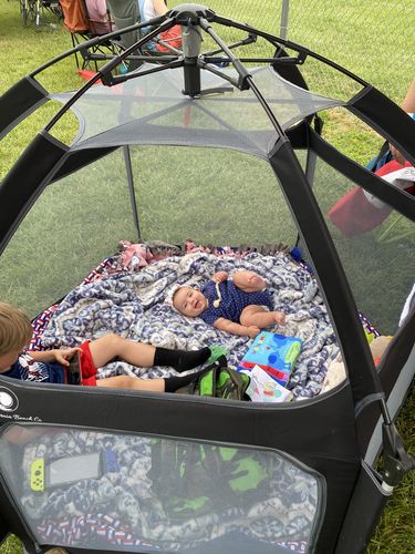Customer photo review of Pop N' Go® Playpen