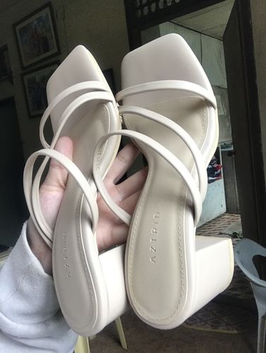 Customer photo review of Scarlet Bone