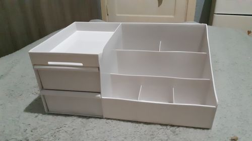 Customer photo review of Your Make-Up Buddy - Cute storage for your make-up and stationary