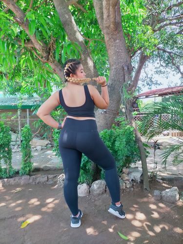 Customer photo review of Vergo Black Top