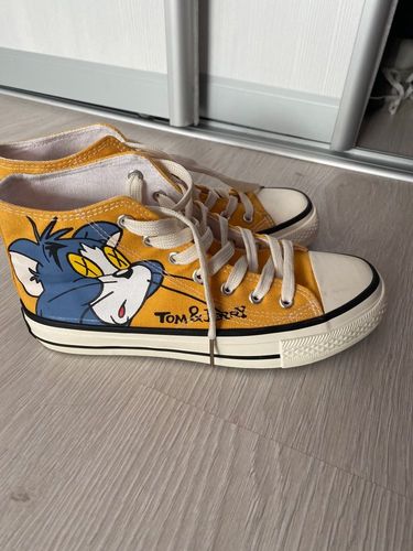 Customer photo review of Vloes 'Hi Top' HT7 Sneakers