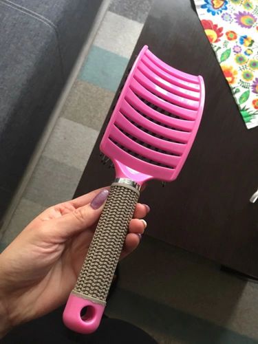Customer photo review of Detangler Bristle Nylon Hairbrush