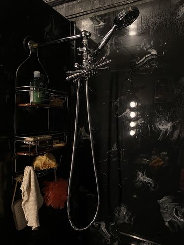 Customer photo review of 3-Spray Handheld Shower Head Set