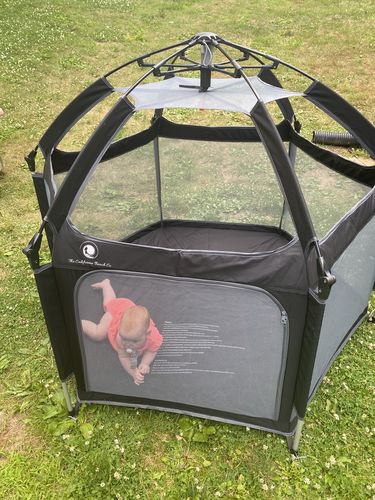 Customer photo review of Pop N' Go® Playpen