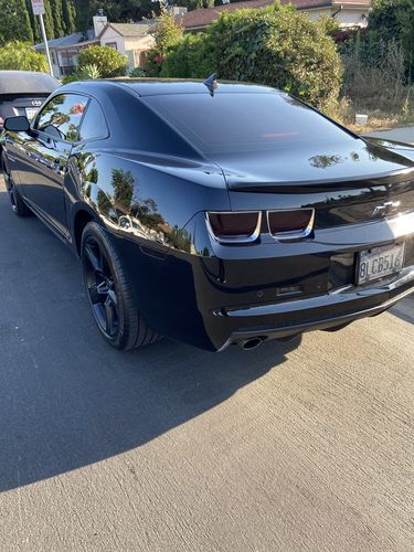 Customer photo review of Chevrolet Camaro 2010-2013 grille & trunk bow-tie pre-cut decal set