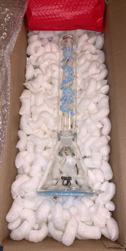 Customer photo review of 18" X 9MM Classic Beaker Bong with Mandala (Seed of Life)