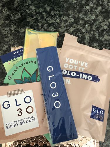 Customer photo review of GLO on the GO