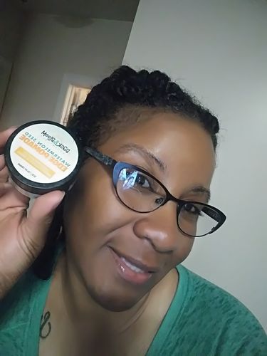 Customer photo review of Watermelon Seed Edge Pomade
