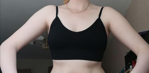 Customer photo review of Ultimate Versatile Seamless Bra/Bralette
