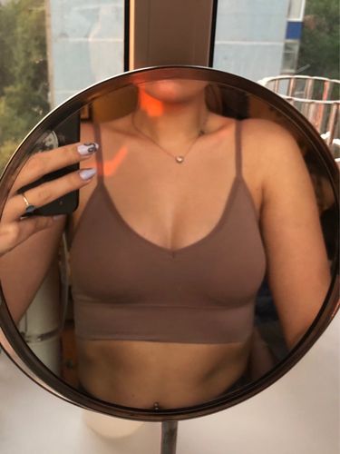 Customer photo review of Ultimate Versatile Seamless Bra/Bralette
