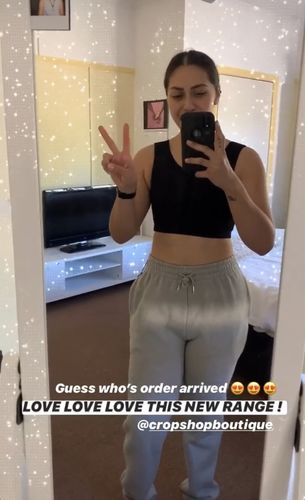 Customer photo review of Sweatpants