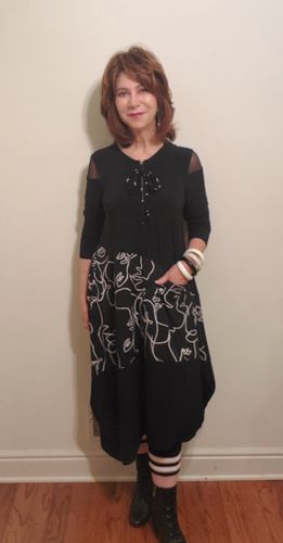 Customer photo review of Joseph Ribkoff Black Striped Slip-On Cropped Leggings 202057 NEW