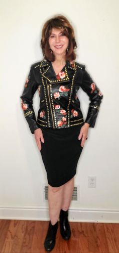 Customer photo review of Joseph Ribkoff Black Button Accent Slip-On Pencil Skirt 202353 NEW