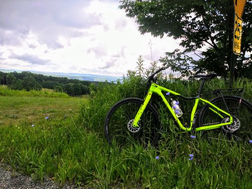 Customer photo review of Fattie Slims/Trail Pro F150/R197 (Carbon Bikes) Wheel Set