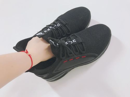 Customer photo review of fansgemacht Sommer ultraleichte atmungsaktive Mode Schutzschuhe