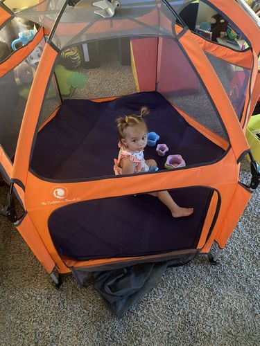 Customer photo review of Pop N' Go® Playpen