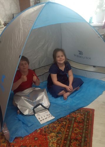 Customer photo review of The Pop Up Beach Tent