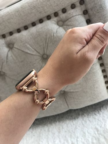 Customer photo review of Classic Link Bracelet for the Apple Watch in Rose Gold, Gold, or Silver