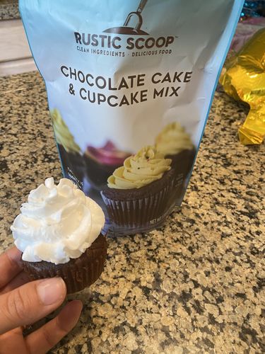 Customer photo review of Chocolate Cake and Cupcakes Dry Baking Mix