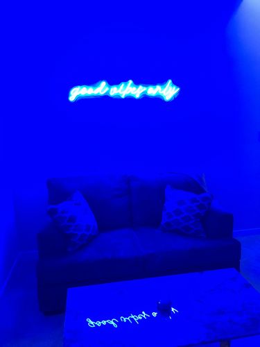 Customer photo review of 'Good Vibes Only' Neon Sign