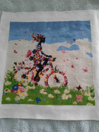 Customer photo review of Kreuzstich - Blumenkind mit Fahrrad | 35x35 cm
